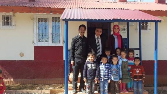 Yamanlı Köyü İlk-Ortaokulunu ziyareti