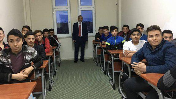 Anadolu İmam Hatip Lisemizin erkek öğrenci yurdunu ve Tufanbeyli Anadolu Lisemizin kız öğrenci yurdunu ziyaret ettik. 